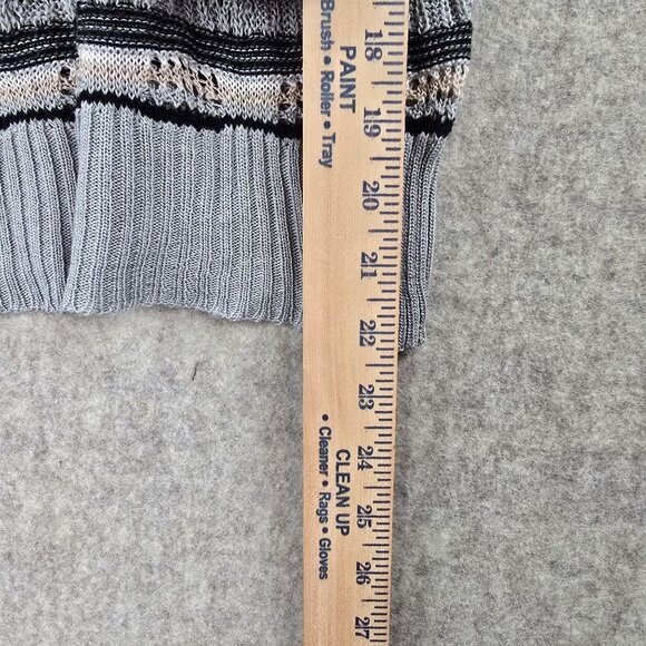 Body Central Womens Striped Knit Top Gray & Black Textured Short Sleeve Style - Picture 4 of 5